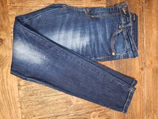 Pantalón vaquero Stradivarius azul