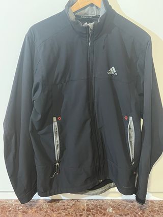 Chaqueta Adidas CLIMAPROOF Talla M