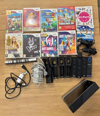 Consola Wii Negra, 10 juegos 4 mandos