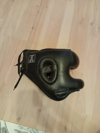 Casco de boxeo Leone
