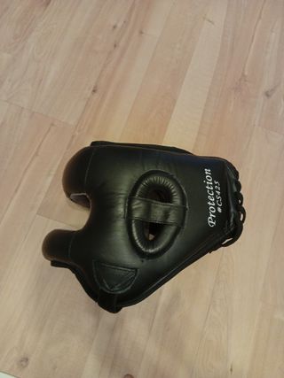 Casco de boxeo Leone