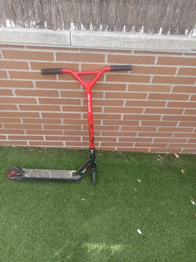 Patinete Bestial Wolf Rojo