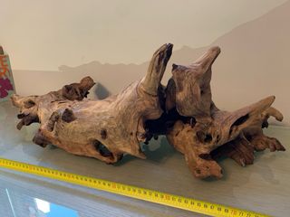 Raíz natural para acuario