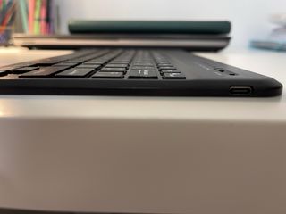 Teclado Bluetooth Negro para Tablet 