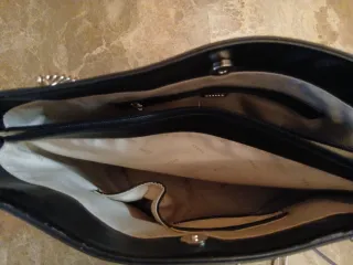 Bolso Guess Negro Cadena Plata