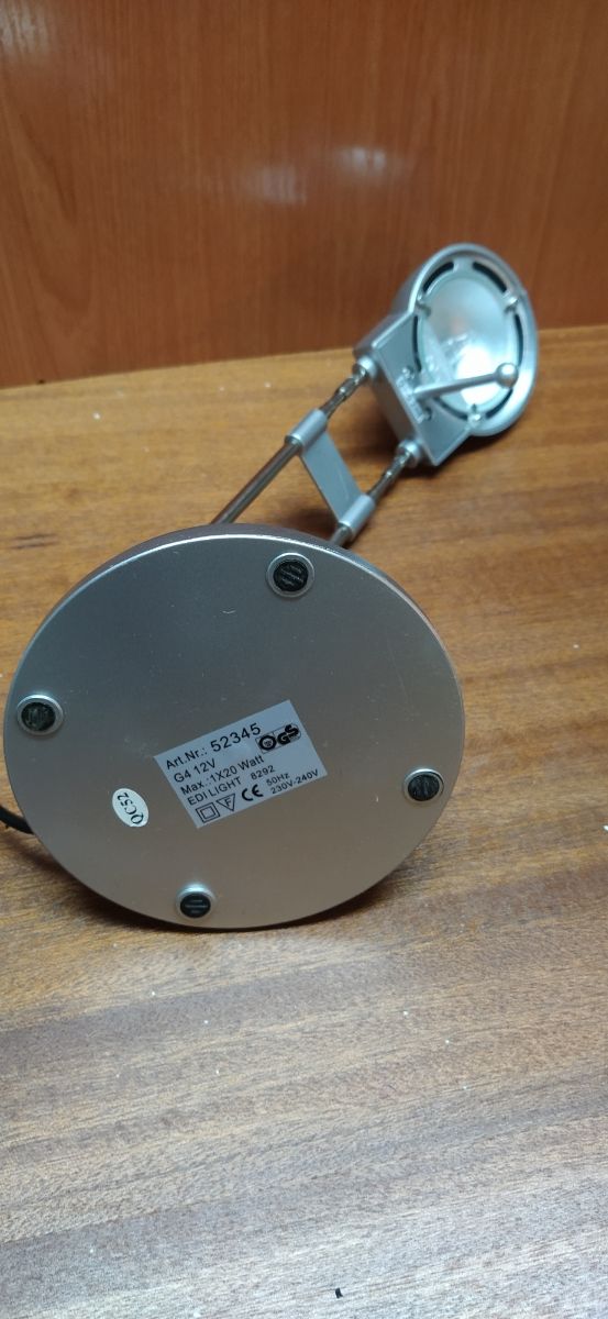 Lámpara de estudio o para mesita de noche