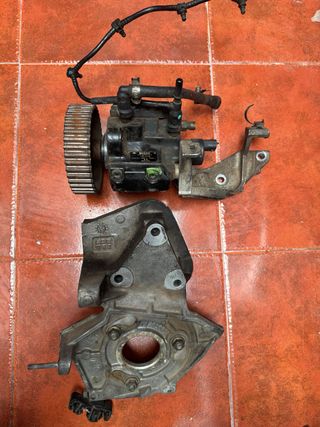 Bomba Inyectora Alta  BOSCH + Rampa de Inyección