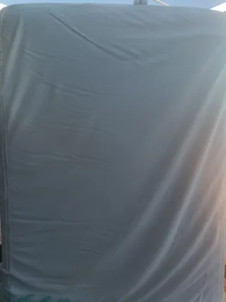 Cama completa , colchón, láminas,mueble