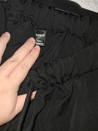Pantalón  negro talla M/L
