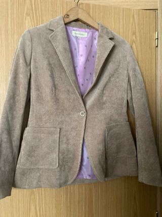 Blazer pana entallada beige talla S marca Dandara