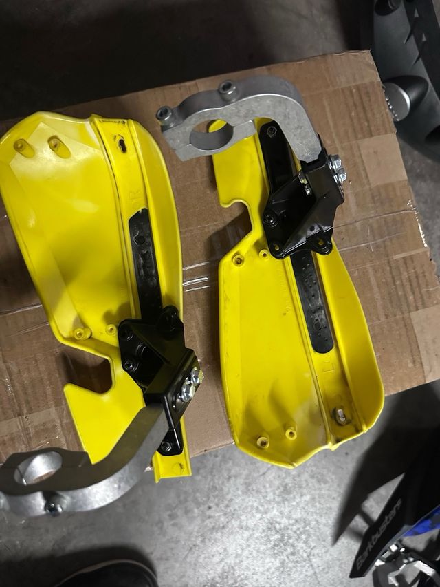 Paramanos Barkbusters Abiertos