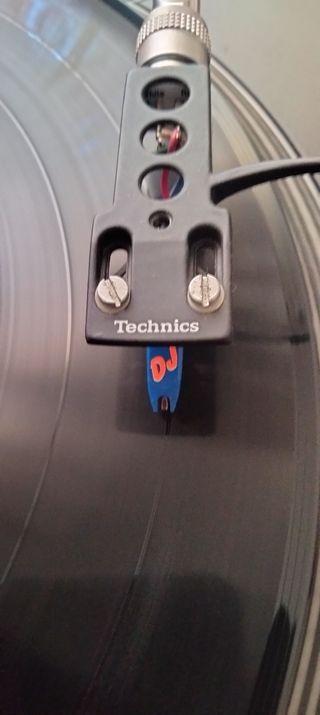 Porta cápsulas original Technics con aguja Ortofon