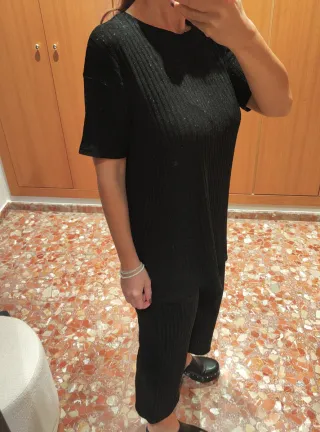 Conjunto total look negro de Zara