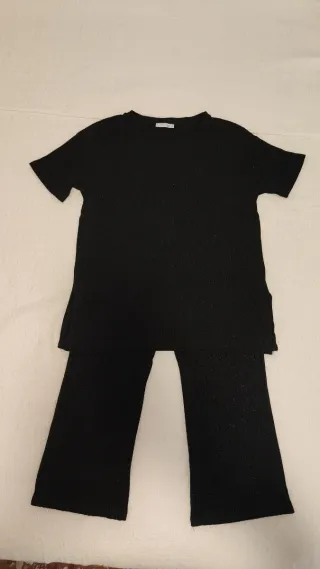 Conjunto total look negro de Zara