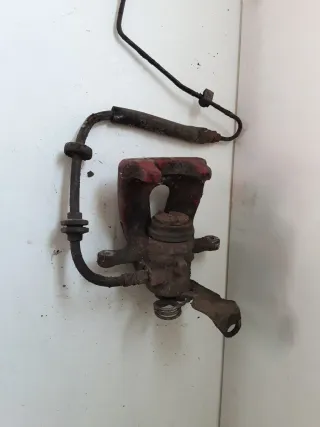 Pinza trasera izquierda alfa romeo 159 brera ti