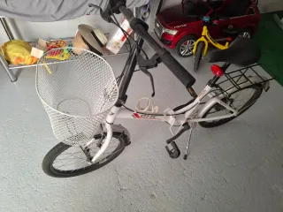 Bicicleta plegable OTTE blanca