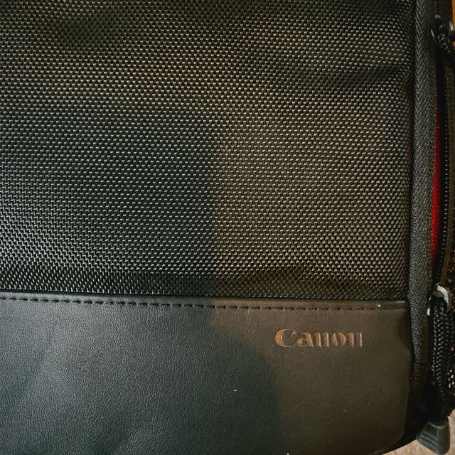 Mochila Canon para cámara con funda 