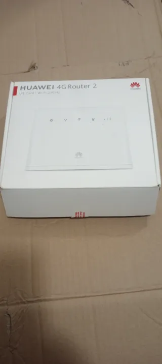 Huawei 4G Router 2 LTE Cat4 Wi-Fi 
