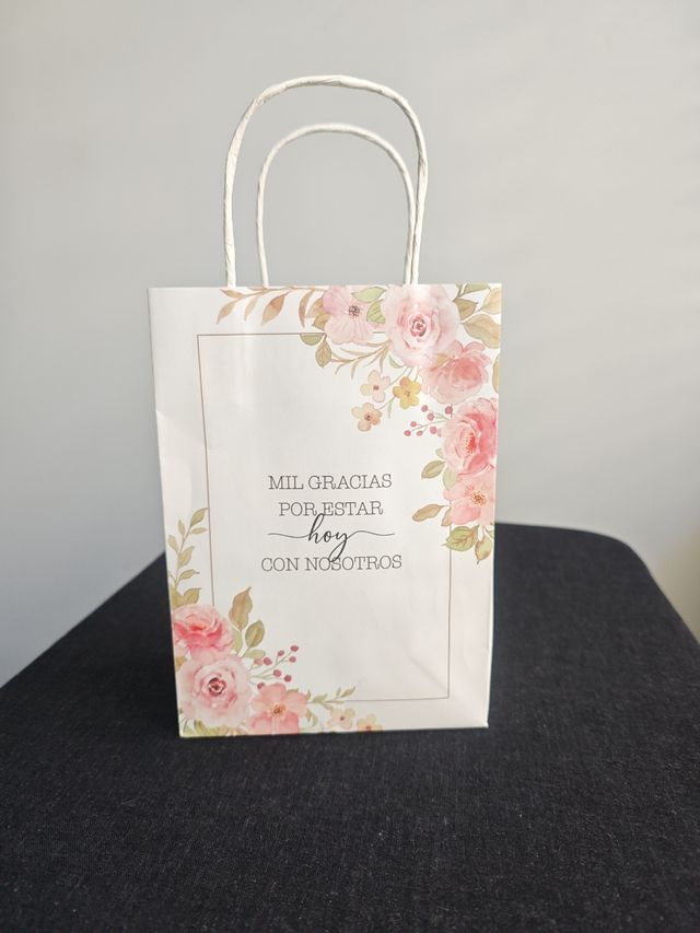43 Bolsas de papel con flores
