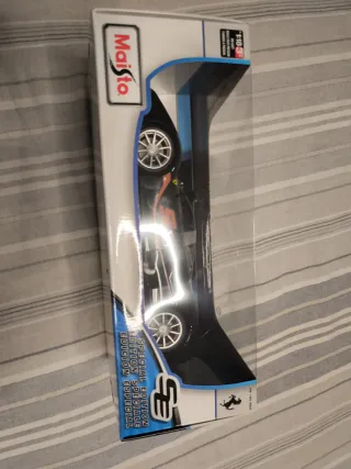 Coche Maisto 1:18 Ferrari FXX K