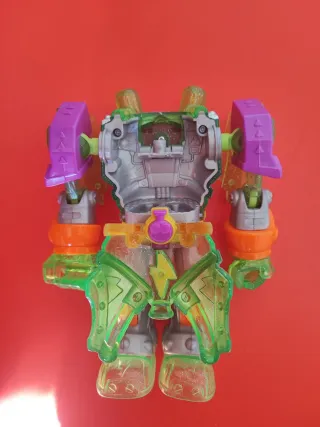 Super Zings - Figuras y Arma