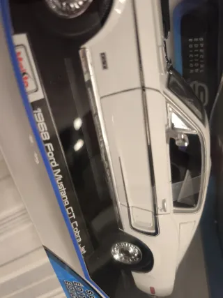 Coche Maisto 1:18 Ford Mustang GT Cobra Jet