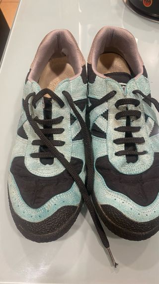 Zapatillas Munich vintage Negras y Turquesa