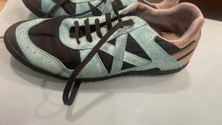 Zapatillas Munich vintage Negras y Turquesa