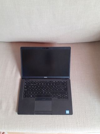 Portátil Dell Latutude 5400