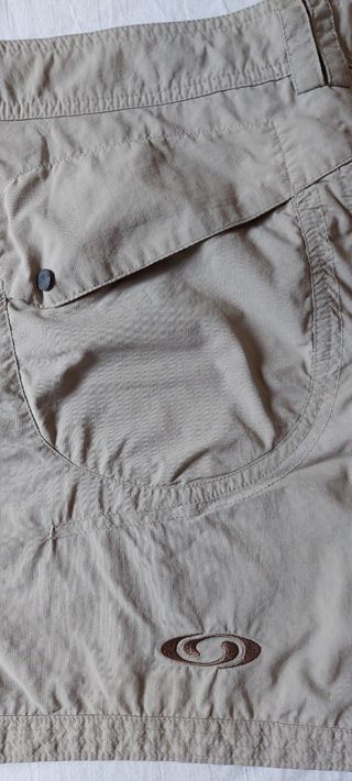 Pantalón corto Salomon beige