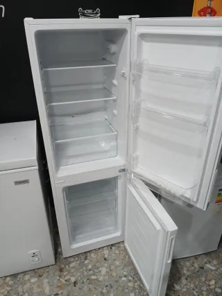 Nevera combi FrigeluX