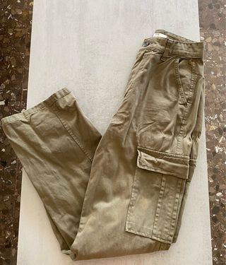 Pantalón cargo verde oliva
