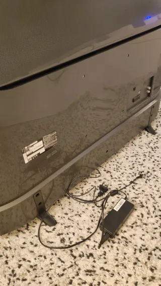 Televisión LG Negra 43"