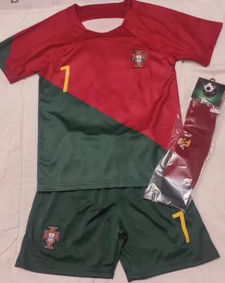 Equipación Portugal CR7 Talla 8