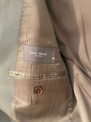 Traje de hombre gris
