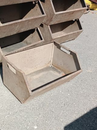 Conjunto Cajas Metálicas Apilables Vintage