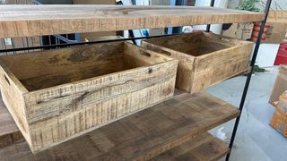 ESTANTERÍA INDUSTRIAL MADERA Y METAL 180x45x180