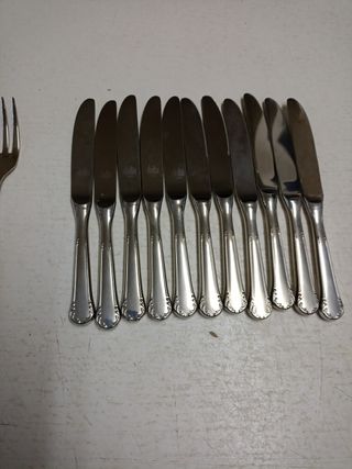 Cubiertos de postre dalia