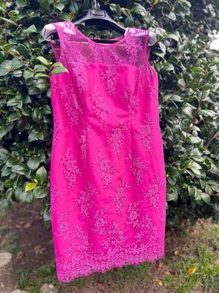 Vestido fiesta con tocado de regalo