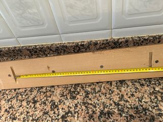 Perchero de madera con 4 colgadores
