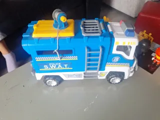 Autobús Policía Juguete con Figuras