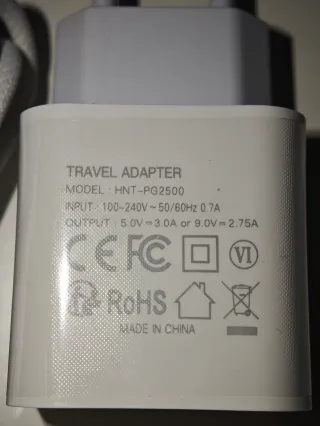 LO ESTRENAS TU. Cargador iPhone Apple HWT-PG2500