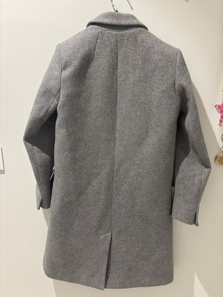 Abrigo Zara Trafaluc Gris