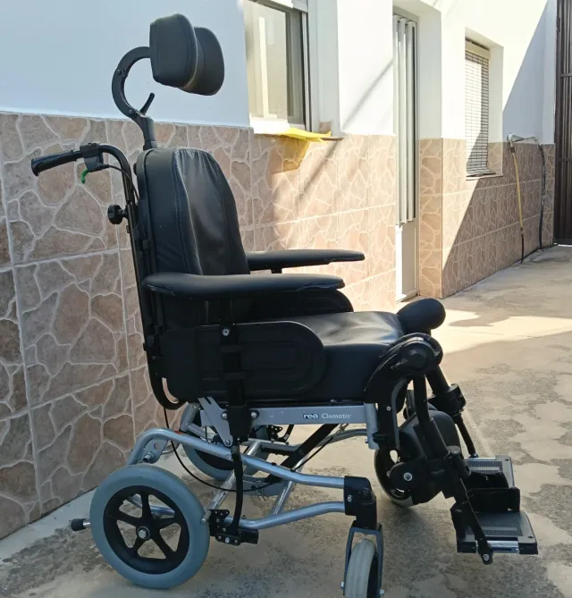 Silla de ruedas Invacare Rea Clematis,