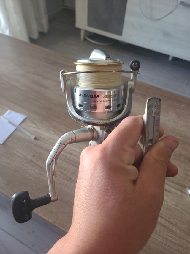 Carretel de pesca Okuma Avenger AV-60