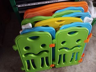 Parque de juego infantil multicolor