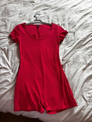 Mono corto rojo Shein
