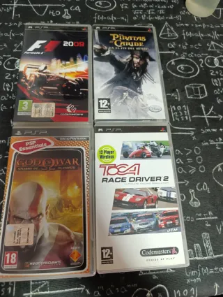 4 juegos psp 
