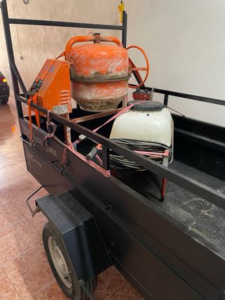 Hormigonera y sulfatadora de carretilla