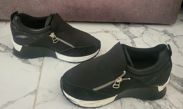 Zapatillas negras talla 38